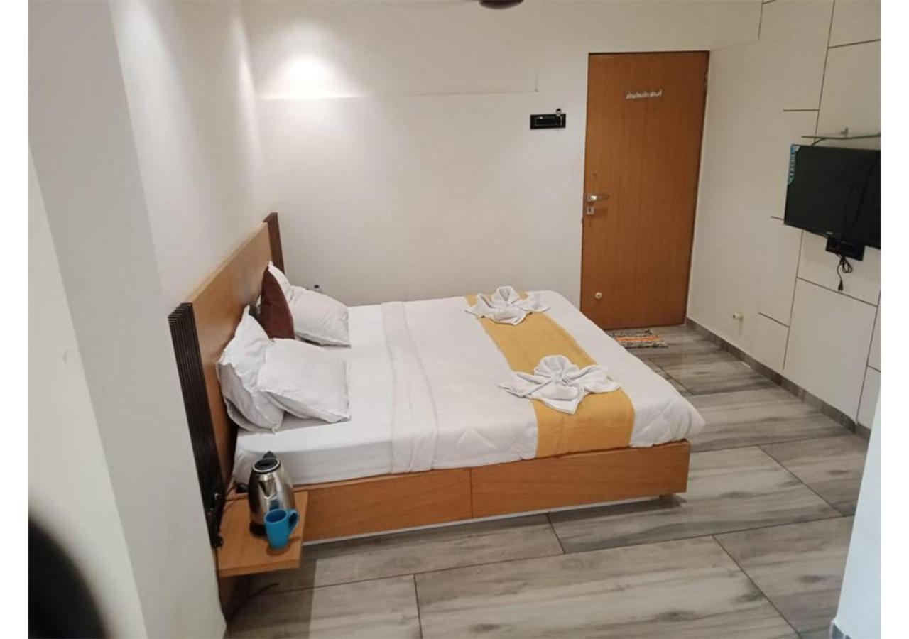 Shree Murlidhar Guest House Súrat Exteriér fotografie